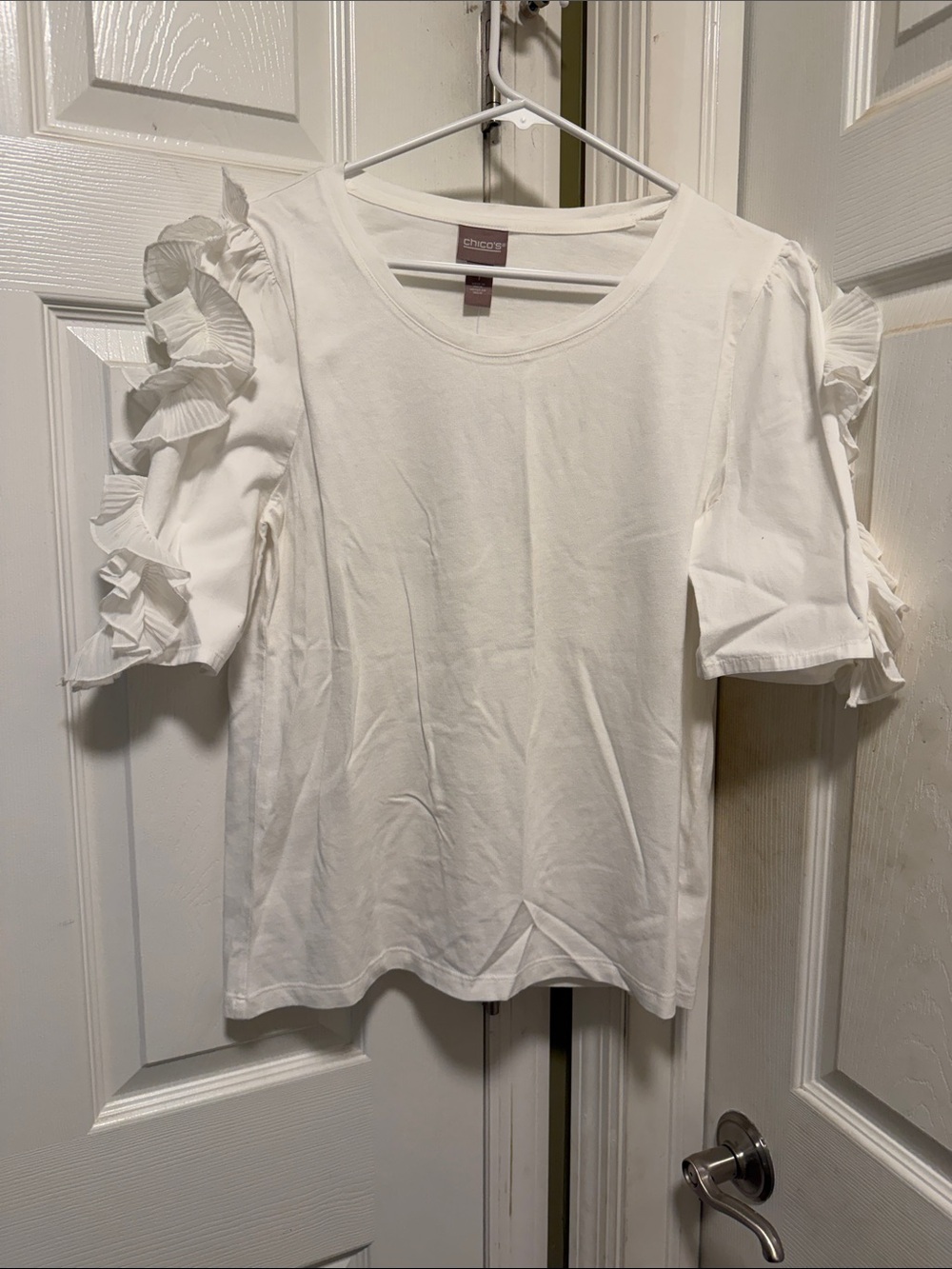 Chico’s White 3/4 Sleeve Blouse Size Medium (1) BNWT